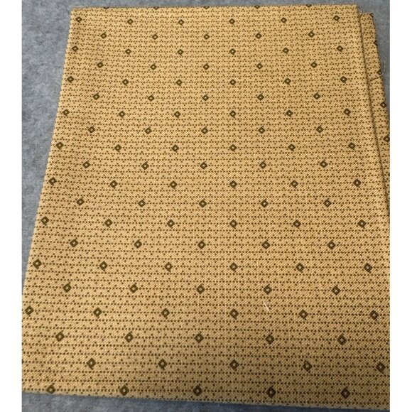 Vintage Beige & Green Geometric Cotton Quilting Fabric - 18" x 21" - Picture 1 of 3